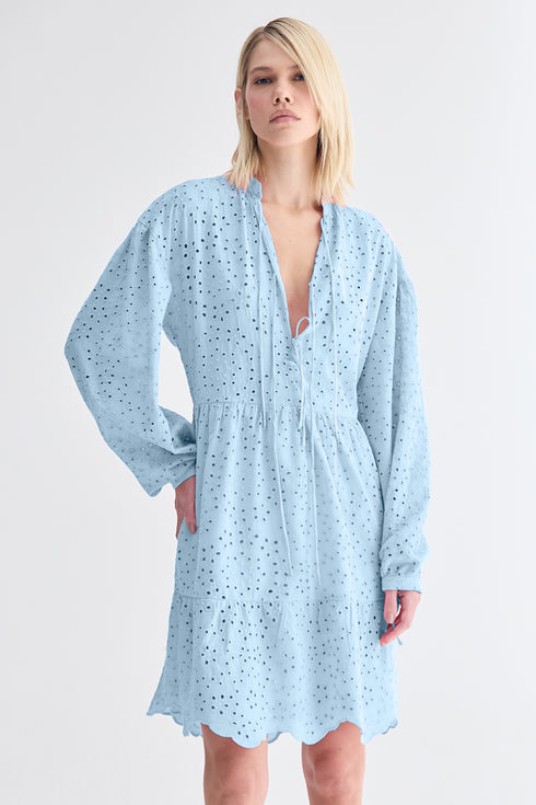 VESTIDO BORDADO AZUL CLARO